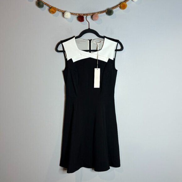 NWT Halston Heritage color block sleeveless dress